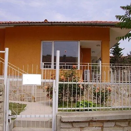 Holiday Villas Julia *